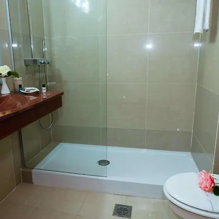 Western Lev Or I 4* Bucureşti